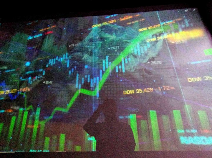 IHSG Dibuka Menguat Pagi Ini, Sentimen Global Masih Bayangi Pergerakan Pasar