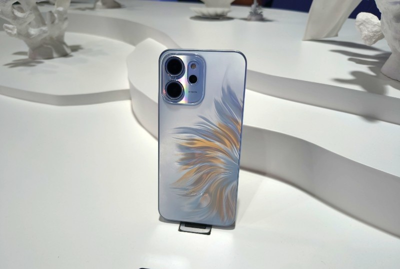 Oppo Reno 14F 5G Hadir dengan Fitur Premium