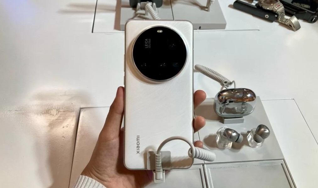 Xiaomi 16 Ultra Usung Kamera Leica untuk Foto Profesional