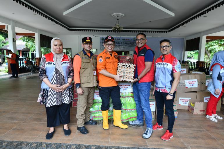 Pertamina Bergerak Cepat Bantu Korban Banjir Bekasi: Logistik dan Tim Medis Diberdayakan