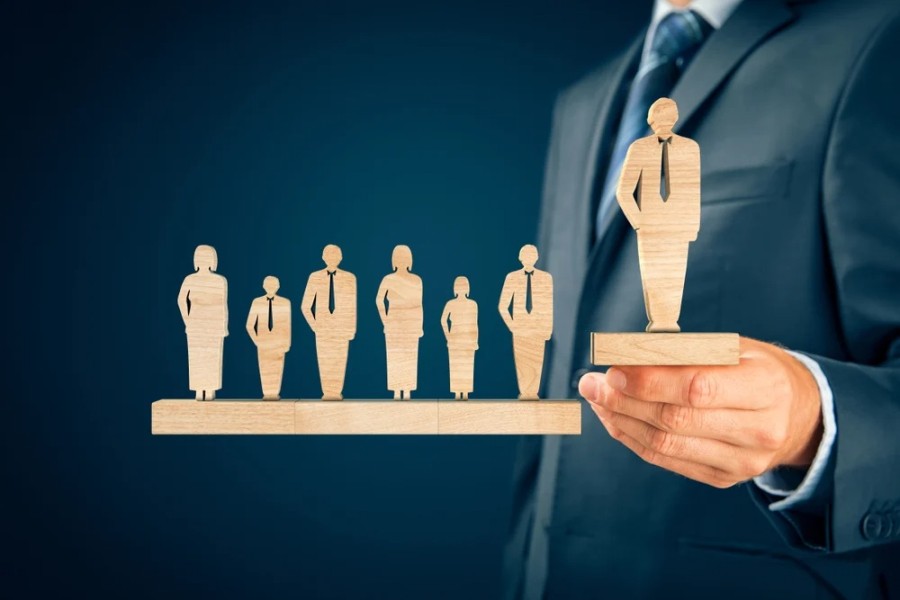 Visionary Leader adalah: Pengertian, Ciri-Ciri, dan Peranannya dalam Dunia Kepemimpinan Visionary Leader adalah: Pengertian, Ciri-Ciri, dan Peranannya dalam Dunia Kepemimpinan