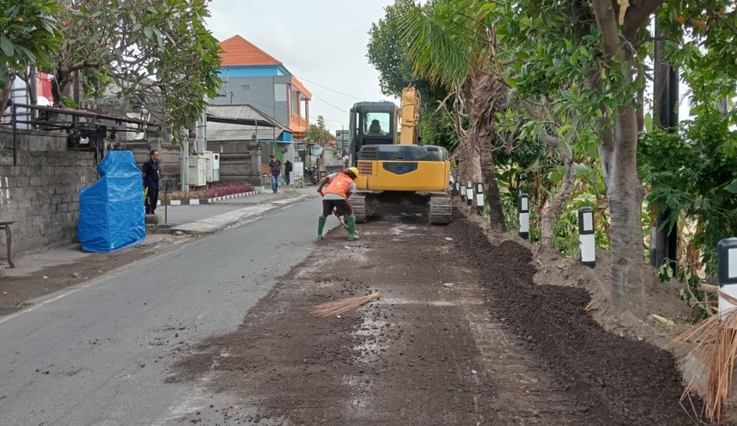 Anggaran Infrastruktur Brebes 2025 Naik Jadi Rp112 Miliar, Fokus Perbaikan Jalan dan Drainase Anggaran Infrastruktur Brebes 2025 Naik Jadi Rp112 Miliar, Fokus Perbaikan Jalan dan Drainase