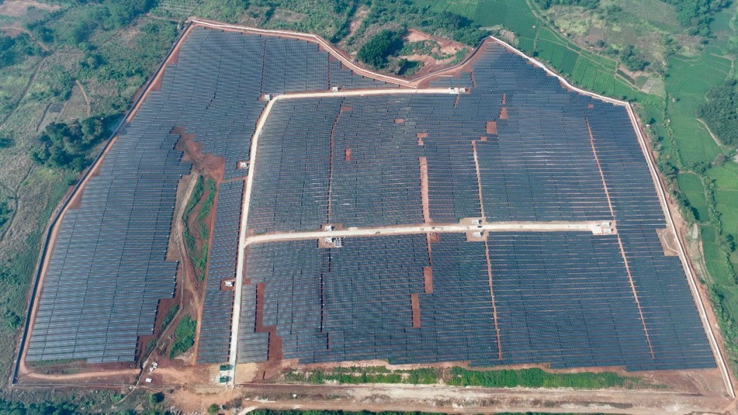 PLN Enjiniring Berikan Solusi dalam Desain Kajian Bisnis PLTS Ground-Mounted 100 MWp PLN Enjiniring Berikan Solusi dalam Desain Kajian Bisnis PLTS Ground-Mounted 100 MWp