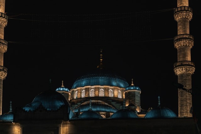 Estimasi Waktu Datangnya Malam Lailatul Qadar Pada Bulan Suci Ramadan 2026