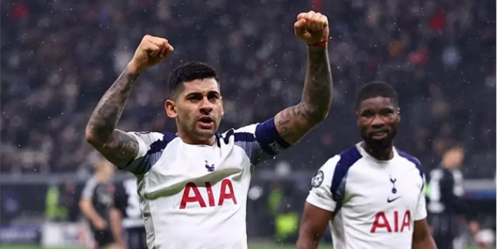 Real Madrid Incar Cristian Romero Bek Tottenham Hotspur Musim Panas