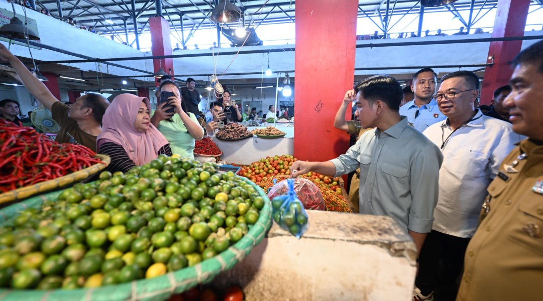 Gibran Pastikan Pasokan dan Harga Bahan Pokok Aman untuk Masyarakat Menjelang Natal