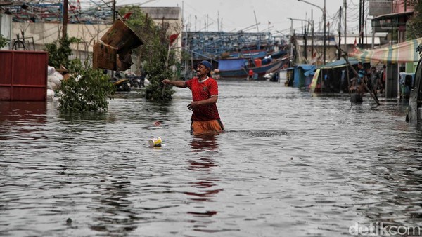 BMKG Peringatkan Hujan Lebat dan Banjir Rob di Sejumlah Wilayah Indonesia Hari Ini, Jumat 13 Juni 2025