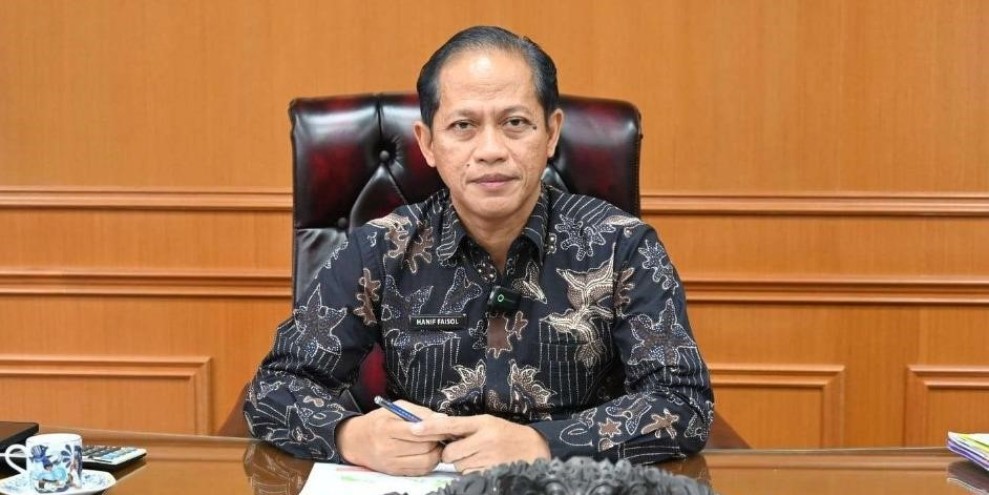 Menteri LH Tegaskan Kepala Daerah Harus Cepat Tetapkan Siaga Karhutla