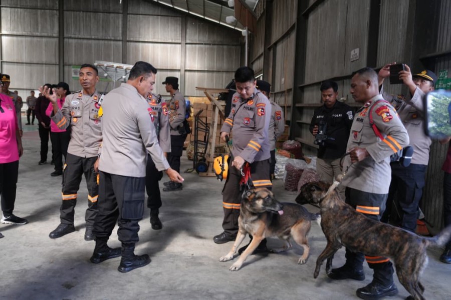 Polri Optimalkan Kinerja K9 dalam Pencarian Korban Banjir Sumut