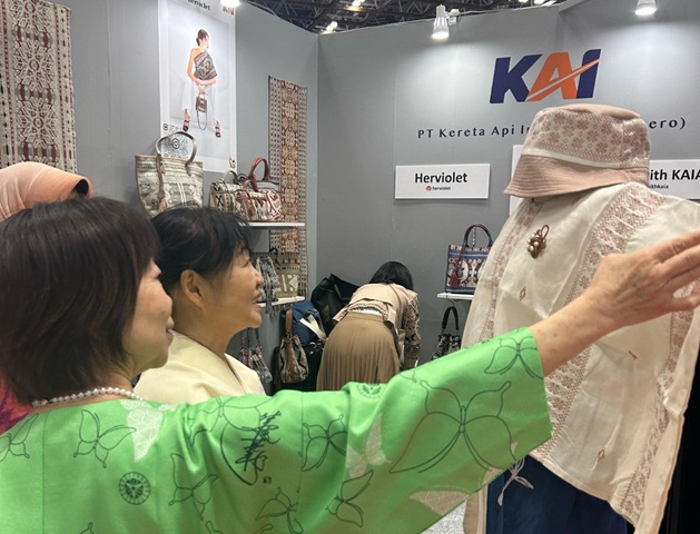 KAI Dukung Kemajuan UMKM dan Inovasi Fesyen Berkelanjutan di Ajang IFW 2025