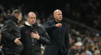 Eksperimen Arne Slot Picu Masalah Liverpool Saat Ditahan Fulham