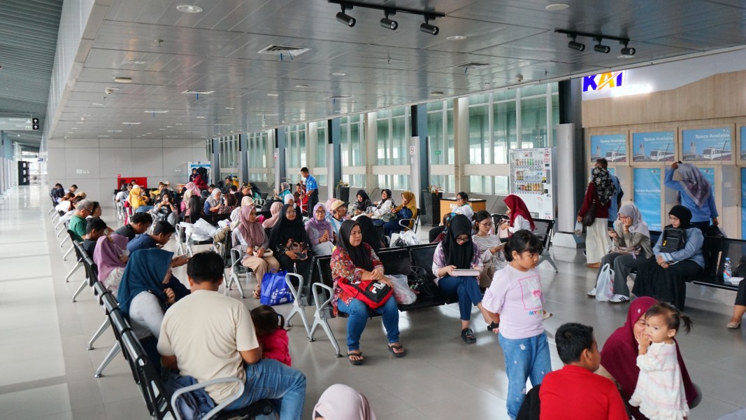 Libur Natal 2025 dan Tahun Baru 2026, KAI Bandara Sediakan 493.920 Tiket