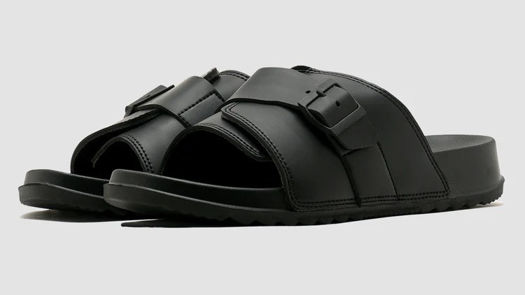 6 Pilihan Sandal Cowok Lokal Stylish dan Nyaman untuk Harbolnas 10.10