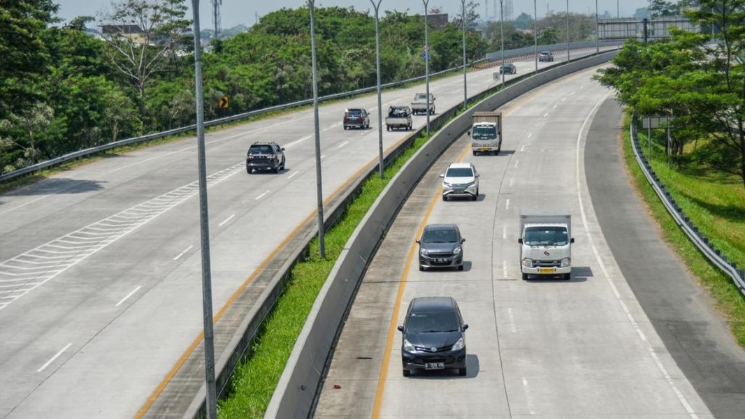 Peralihan Alat Berat Demi Percepatan Pemulihan Jalur Transportasi Di Gayo Lues
