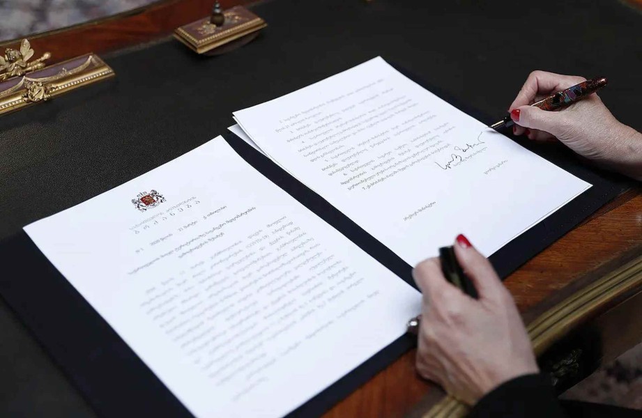 Apa Itu Surat Keputusan adalah Ciri, Struktur, Jenis, dan Contoh