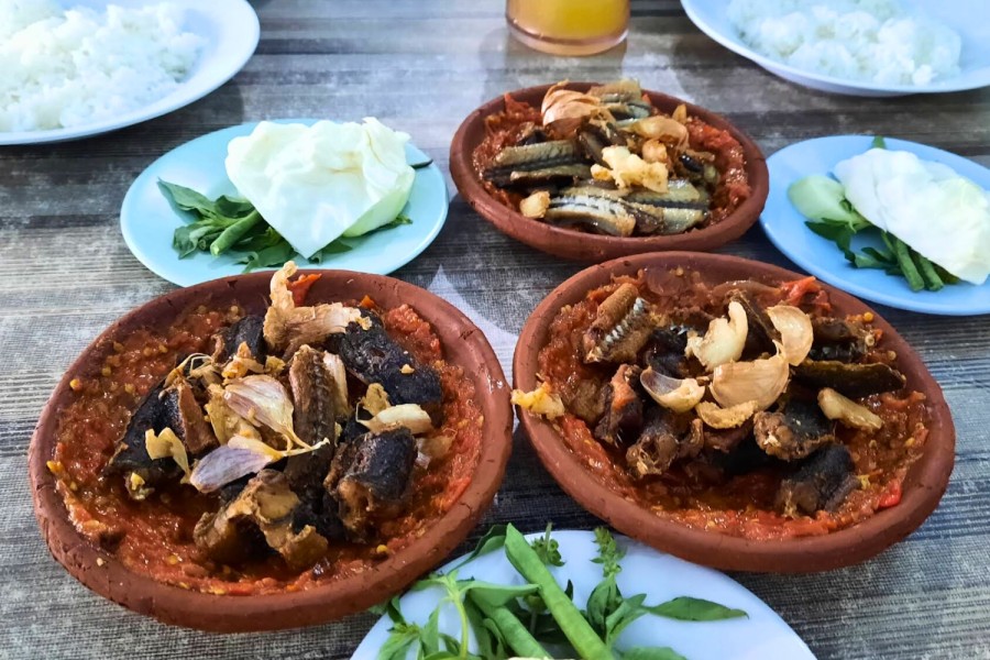 Rekomendasi 8 Tempat Makan Belut di Surabaya, Sambalnya Pedas Gurih dan Legendaris