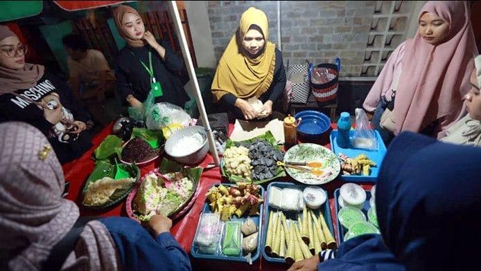 Pesta Kuliner Jadul di Festival Kuliner Kembang Menarik Ribuan Pengunjung