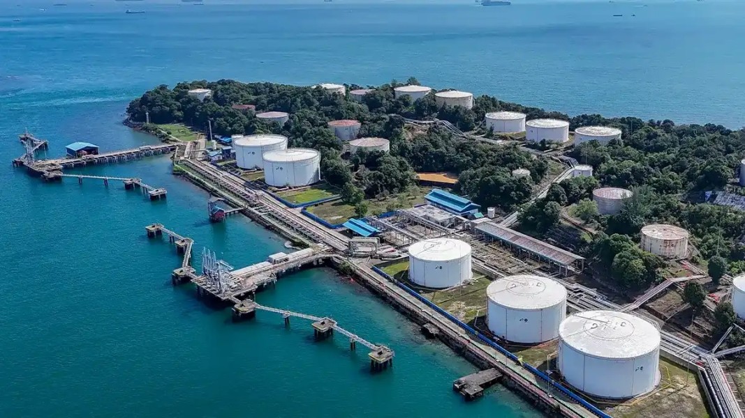 Perbandingan Cadangan BBM Negara ASEAN Saat Indonesia Miliki Stok Sekitar 23 Hari