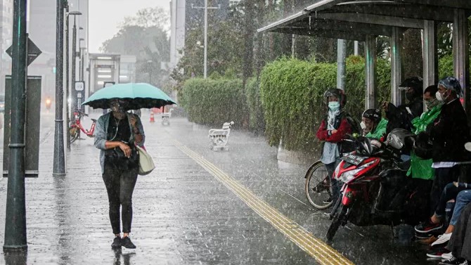 BMKG Prediksi Cuaca Jakarta 11–12 Februari 2026 Masih Akan Diguyur Hujan Ringan