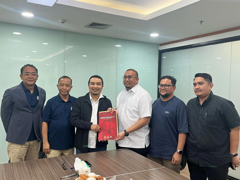 Andre Rosiade Desak Erick Thohir Singkirkan Mafia Bola, Sebut JN dan P Sebagai Operator