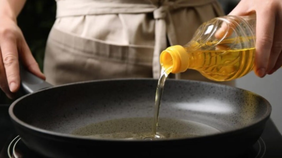 Rahasia Perbedaan Minyak Goreng dan Minyak Sayur yang Perlu Diketahui