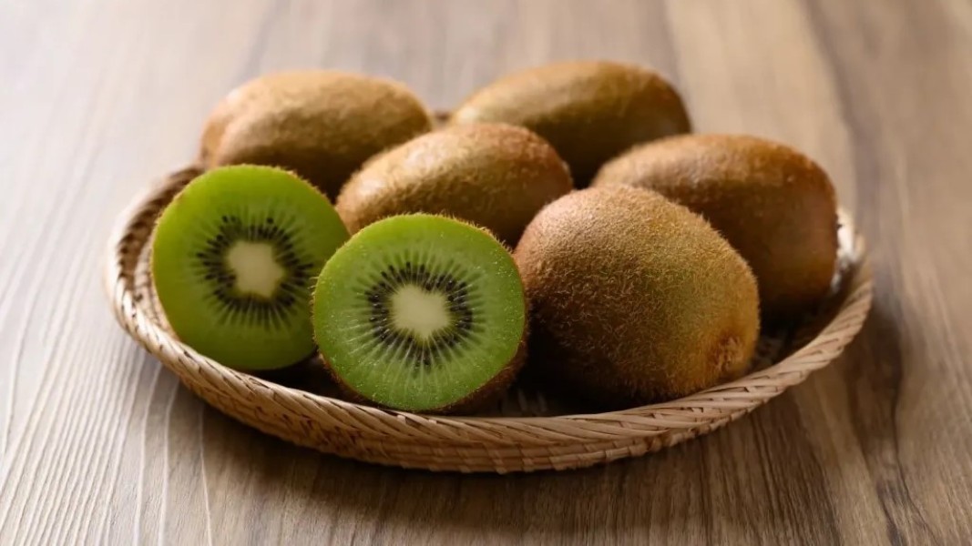 Lima Buah Anti Keriput Ini Membantu Kulit Tetap Kencang Alami