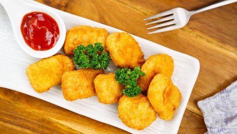 Resep Nugget Ayam Homemade Ala Restoran Cepat Saji yang Renyah dan Juicy