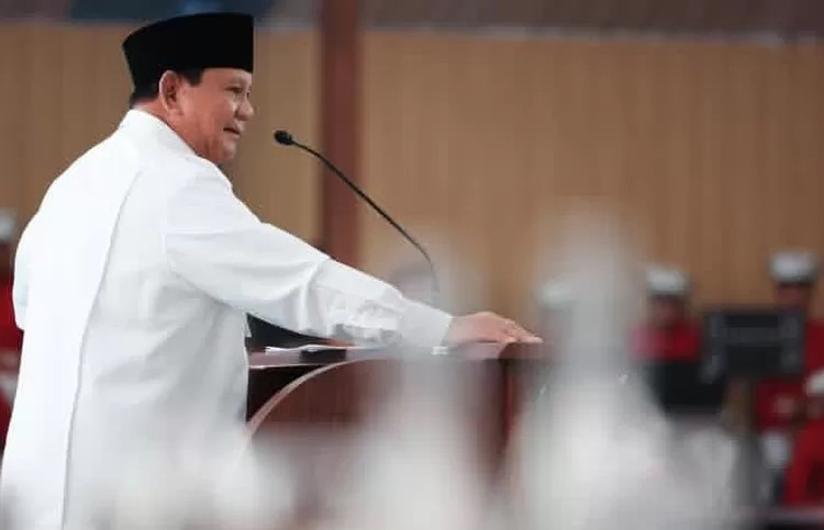 Jelang Nataru, Prabowo Tekankan Stabilitas Harga dan Transportasi Nasional
