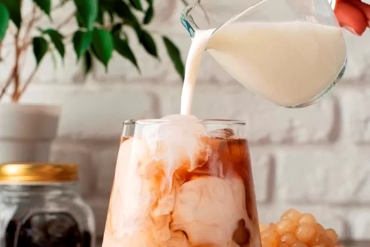 Tak Hanya Kolak, 7 Takjil Kekinian Ini Juga Diburu Saat Ramadan 2026