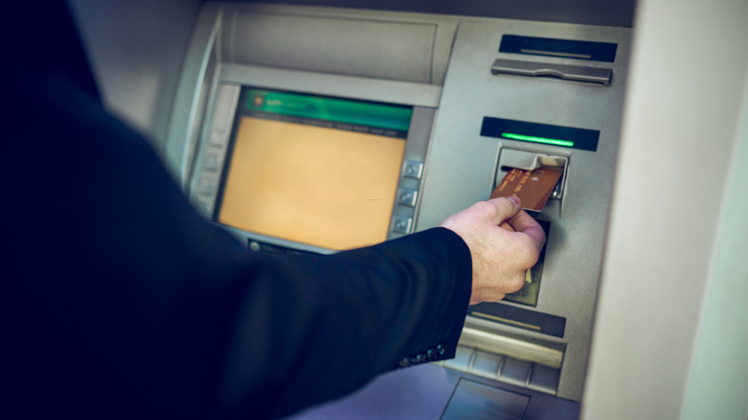 Nasabah adalah Pilar Utama dalam Dunia Perbankan