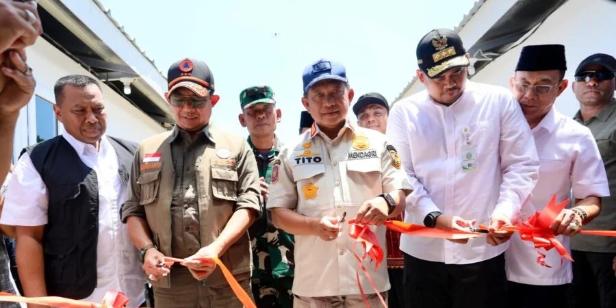 Tito Karnavian Resmikan 1.300 Huntara untuk Korban Bencana Sumatera