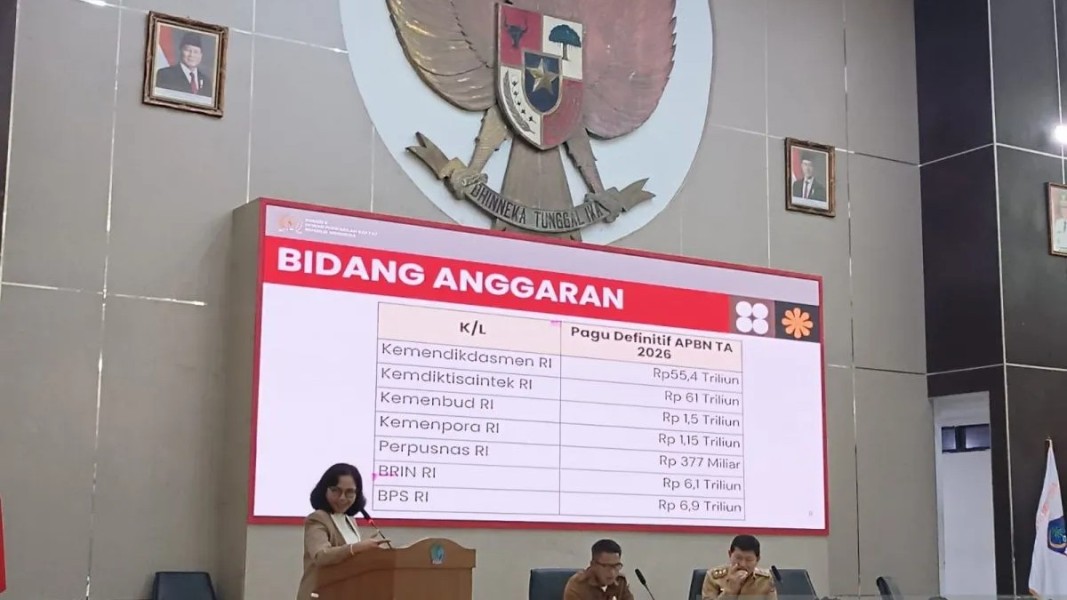 DPR Rampungkan Revisi UU Sisdiknas, Fokus pada Kurikulum dan Guru
