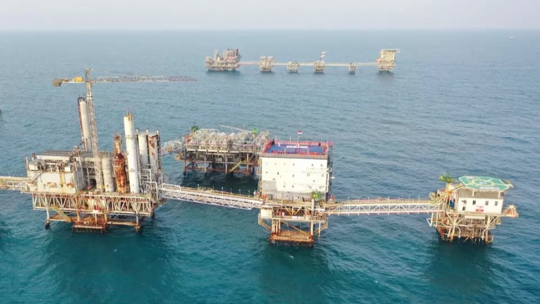 Ketegangan Dagang AS–China Tekan Harga Minyak Dunia hingga di Bawah USD 60