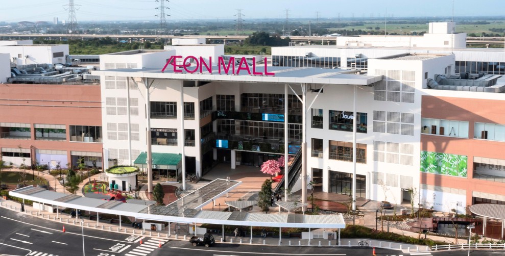 Hiburan Keluarga Lengkap di AEON Deltamas