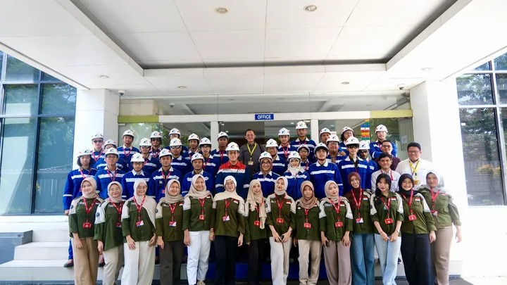 Mahasiswa Teknik Logistik Universitas Pertamina Pelajari Operasional Terminal BBM Plumpang