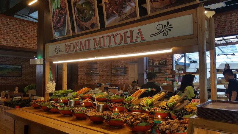 Rekomendasi Tempat Makan Favorit Wisatawan yang Wajib Dicoba di Bandung Raya