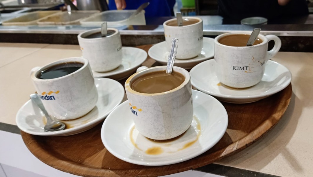 Menjelajahi 5 Kedai Kopi Legendaris Pekanbaru yang Masih Eksis Sejak Tahun 1950