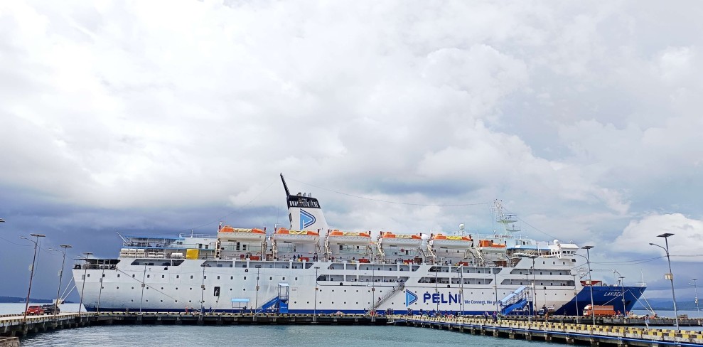 Lonjakan Penumpang Warnai Jadwal Kapal Pelni Baubau November 2025
