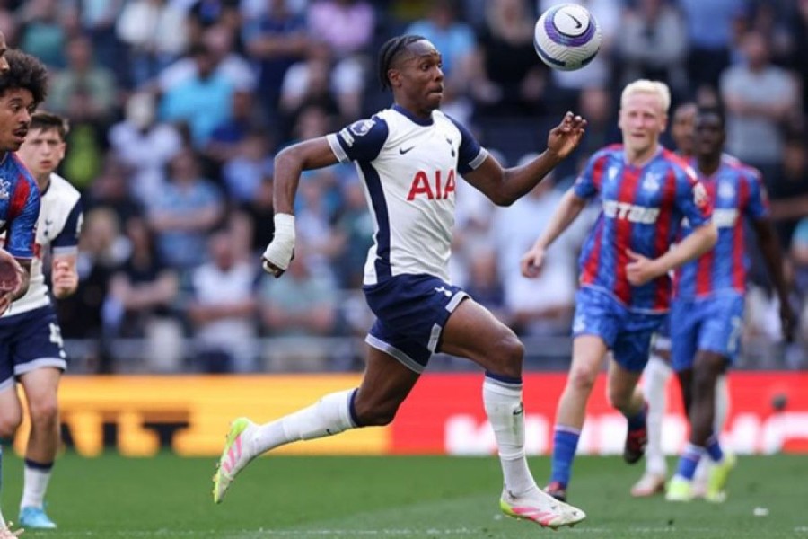 Tottenham Hotspur Tumbang di Tangan Crystal Palace, Nottingham Forest Gagal Menang Kontra Leicester City