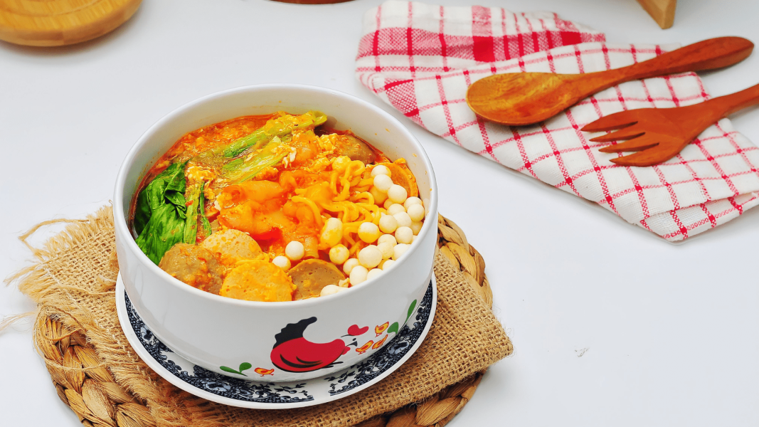 5 Tempat Seblak Terfavorit di Bandung, Pedas, Murah, dan Bikin Ketagihan