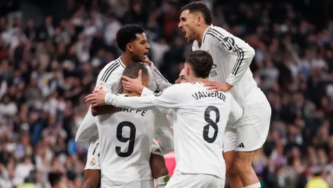 Real Madrid Siap Memberikan Pukulan Transfer Besar, Tantang Liverpool dan Arsenal untuk Jorrel Hato, Tapi Ada Syarat Penting yang Harus Dipenuhi