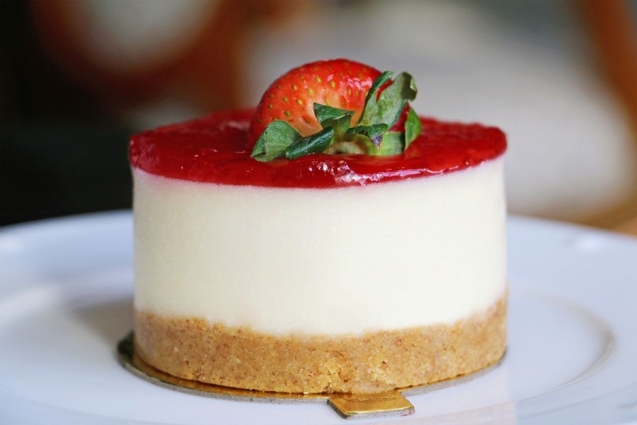 Resep Strawberry Pudding Cheesecake Tanpa Oven, Camilan Manis yang Bikin Nagih