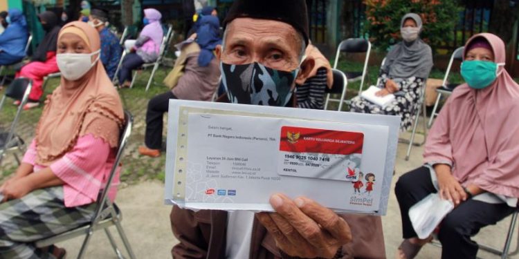 Bansos 2025 Fokus ke Kemiskinan Ekstrem dengan DTSEN