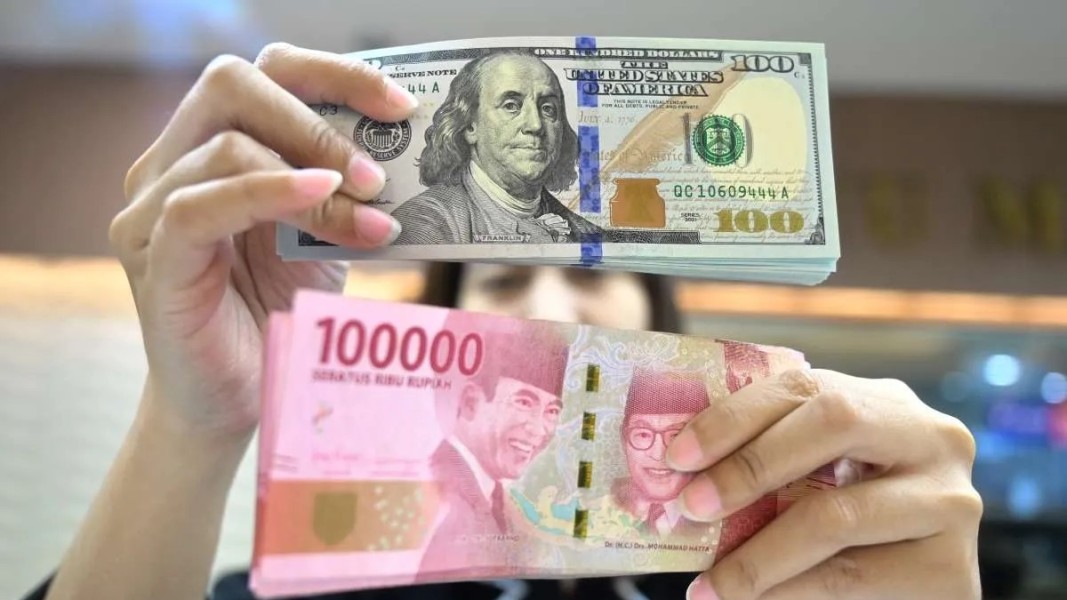 Rupiah Bergerak Fluktuatif, Cek Kurs Dolar AS 23 Oktober 2025