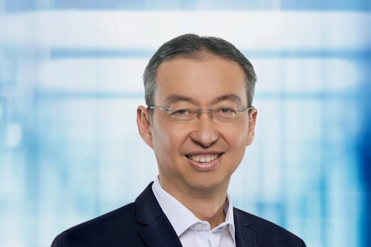 Calon Dirut BCA, Hendra Lembong, Dukung Kebijakan BI Tahan Suku Bunga Acuan untuk Dorong Ekonomi