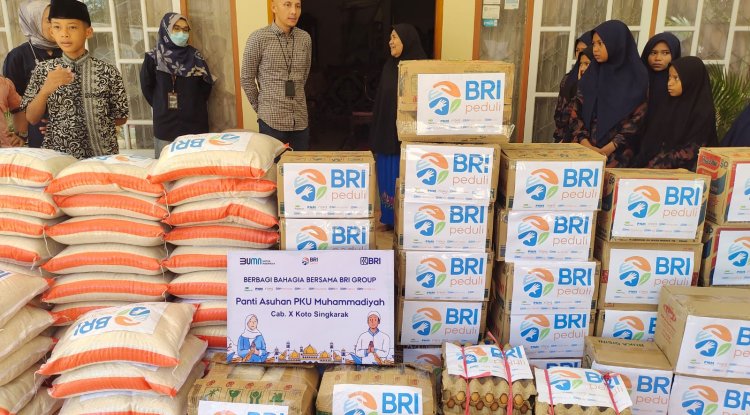 BRI RO Surabaya Salurkan Bantuan Sembako ke Panti Asuhan dan Gereja Jelang Hari Raya