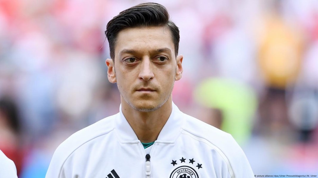 Mesut Oezil Bergabung dengan Dunia Politik Turki: Mantan Bintang Sepak Bola Dukung Partai Erdogan