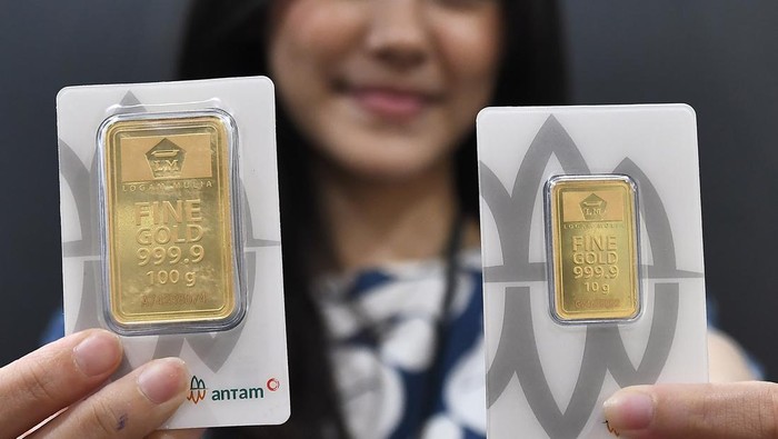 Harga Emas Antam Terus Melemah, Turun Rp54.000 dalam Tiga Hari Terakhir