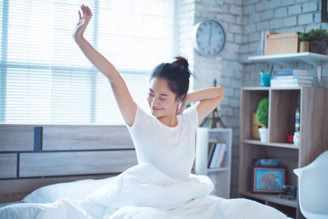 9 Tips Cara Bangun Pagi dan Kebiasaan, hingga Keuntungannya