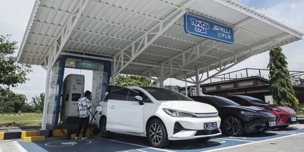 SPKLU Tol Trans Jawa Siap Layani Pemudik Mobil Listrik Ramah Lingkungan